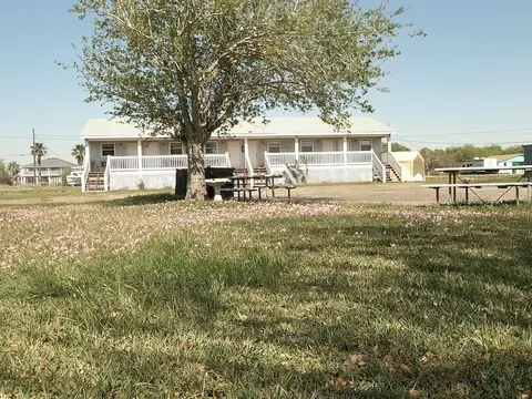Cruz In Motel