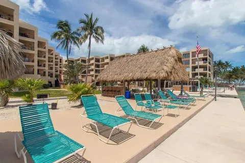 Updated Unit With Beautiful Florida Bay Sunsets 1 Bedroom Condo by RedAwning