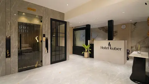 Hotel Kuber