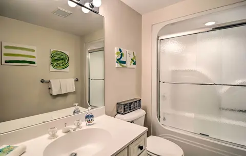 Cozy Boyne Falls Home - Walk to Slopes & Fairways!