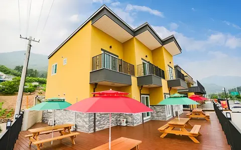 Namhae Gonige Pension