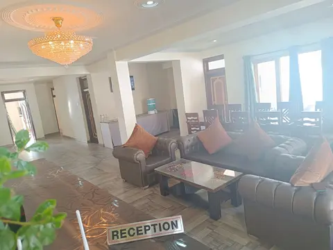 Munna Palace