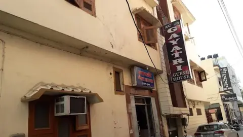 Goroomgo Harihar Guest House Haridwar