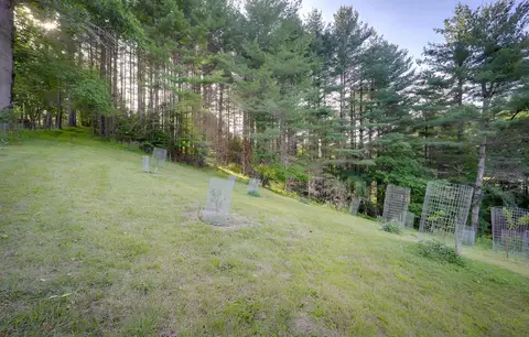 Bakersville Sanctuary w/ Stunning Scenery, Hot Tub