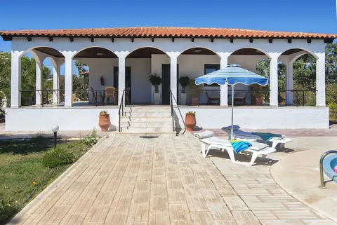 Minas Villa