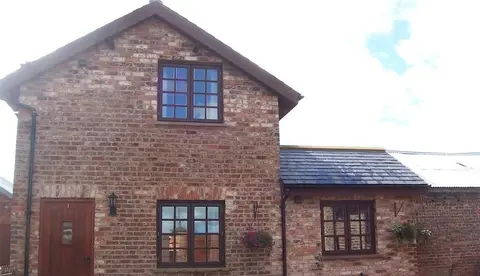 Thompsons Arms Holiday Lets + B & B