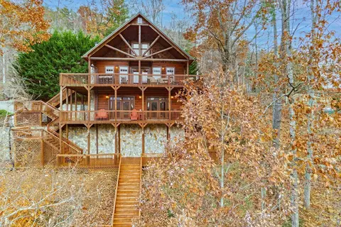Luxe '3 Bears Cabin' on Watauga Lake w/ Decks!
