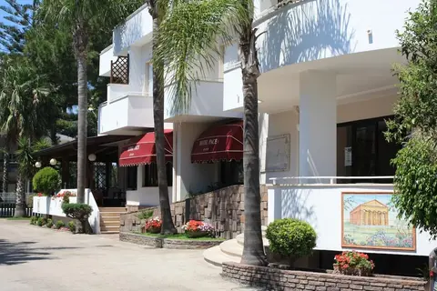 Hotel Pace