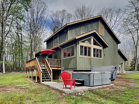 White Horse Lodge