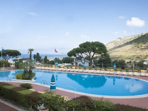 Residence Costa Di Kai Ed Din