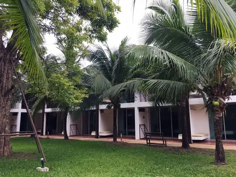 Vana Wellness Resort