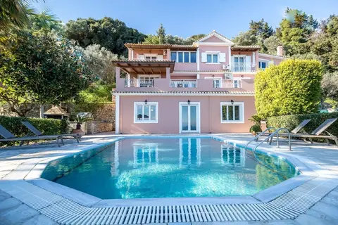 Villa Doreta in Koridallos