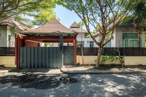 AnB Pool Villa 2BR Red in Pattaya