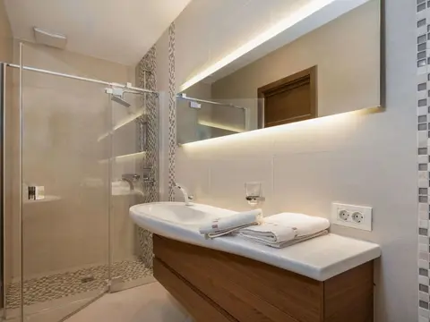 Nice Apartment in Gradac