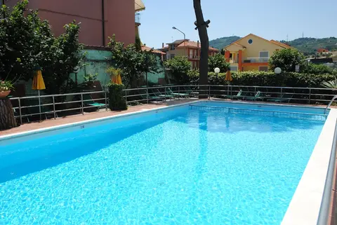 Hotel Astra