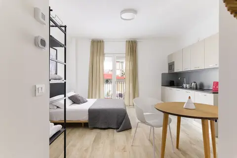 201 - Palazzo Murat - Apt 5 - LOC