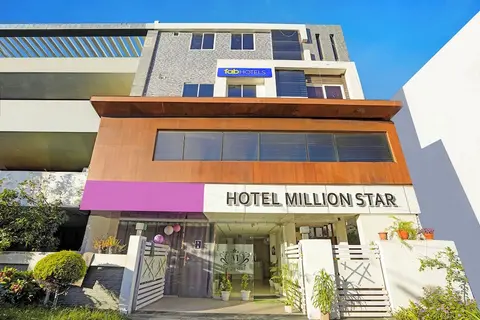 Fabhotel Million Star