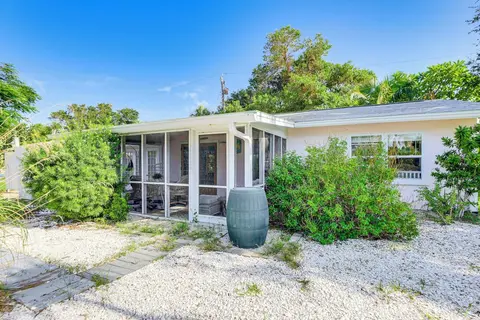 Manasota Key Home w/ Private Beach Access