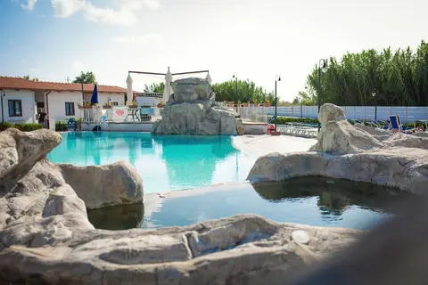 Bungalow Near The Sea With Pool 8