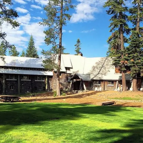 Clair Tappaan Lodge