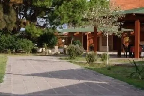 Hotel Club Mezzaluna