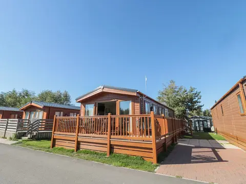 Acorn Lodge