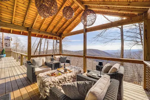 5 Mi to Dtwn: Pet-friendly Gem in Blowing Rock!