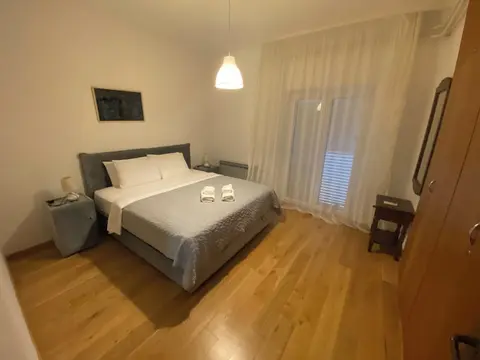 GARDEN APARTMENT