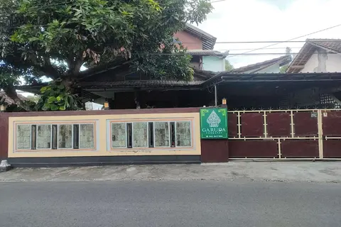 OYO 94937 Garuda Homestay Syariah