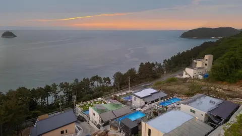 Yeosu Milagro Ocean View Spa Pension