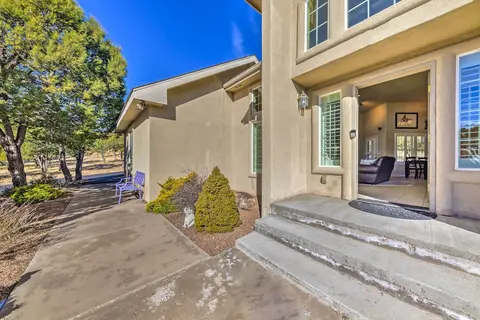 Hot Tub & Deck: Family Ruidoso Retreat!