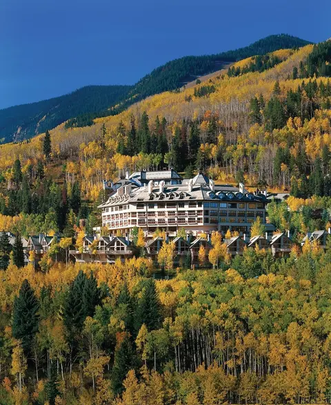 Scenic Penthouse For 10, Ski In At Pines Lodge 3 Bedroom Condo by RedAwning