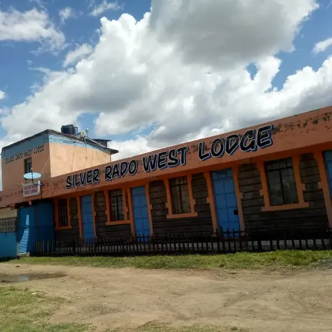 Silver Rado West Lodge