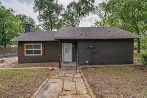 Pottsboro Vacation Rental - Walk to Lake Texoma!