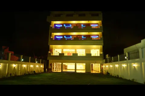 Royal Windsor Hotel