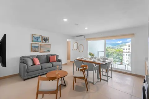 Upstay - Brand New Condo in Jaco 5mins to Beach
