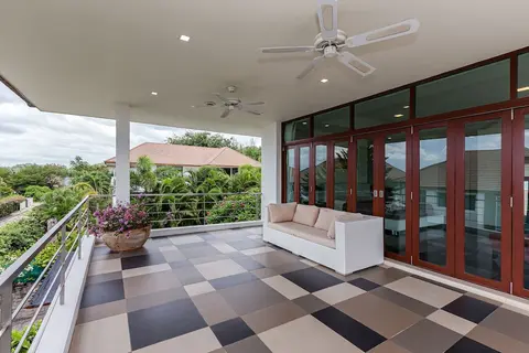 Unique Pool Villa with 5 Bedrooms and Sea View (PM-C1)