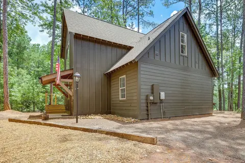 Charming Eclectic Vacation Rental w/ Beach Access!