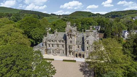 The Emma Suite Stone Cross Mansion