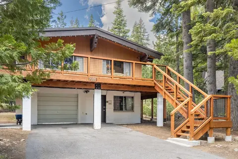 Fawn by Avantstay Secluded Cabin w Large Deck Surrounded by Forest