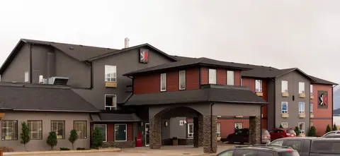 The Kanata by BCMInns Invermere