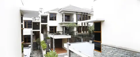 Kuldesak Villas