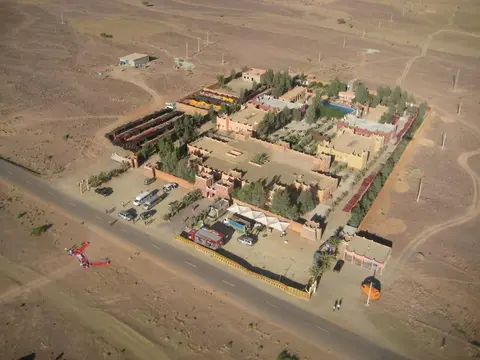 Auberge Kasbah Meteorites