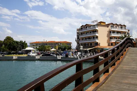 Nirikos Hotel