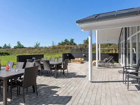 5 Star Holiday Home in Albaek