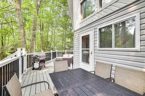 Poconos Retreat w/ Game Room, Lake & Pool Access!