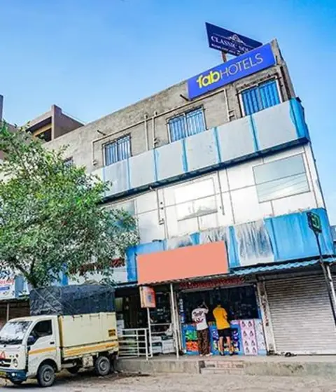 FabHotel Classic Square I