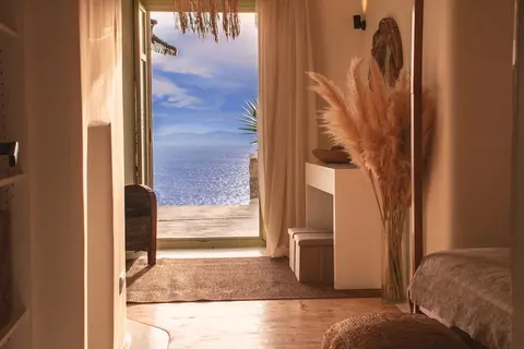 Villa Nirvana- Calm, Relaxing and no Wind!