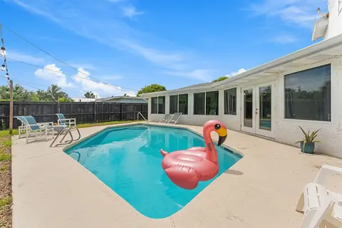 921 S Orlando Ave