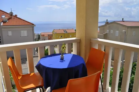 Ivi - big Parking and Courtyard - SA4
